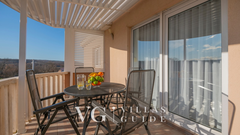 Villa Prunus Laurus-Makarska-Gornji Vinjani Dvorište i vanjski dio objekta