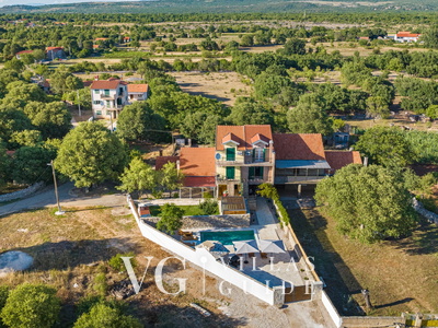 Holiday house Hedonica