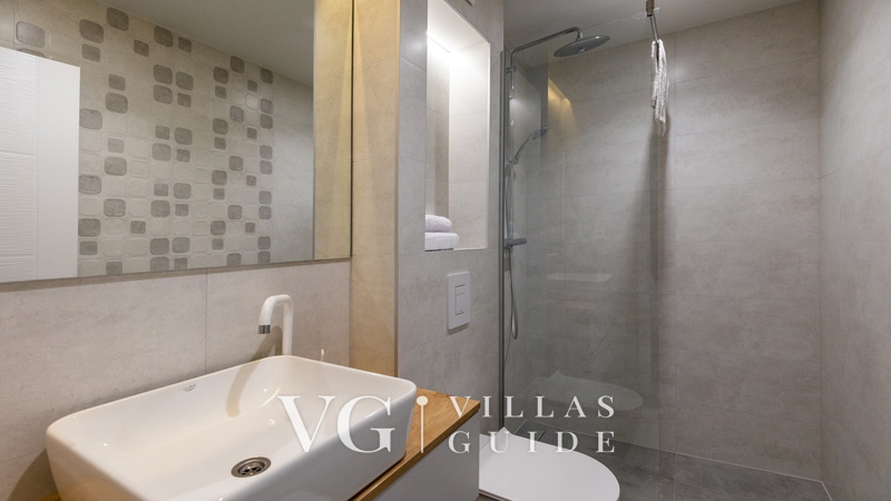 Villa Tea Badezimmer