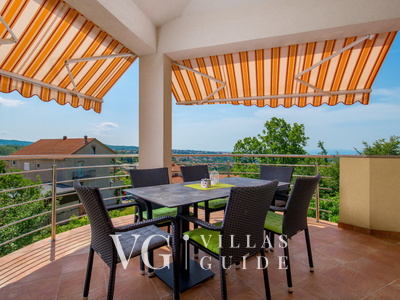 Villa Wally with outdoor pool