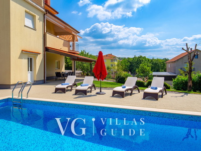 Villa Wally with outdoor pool Pool