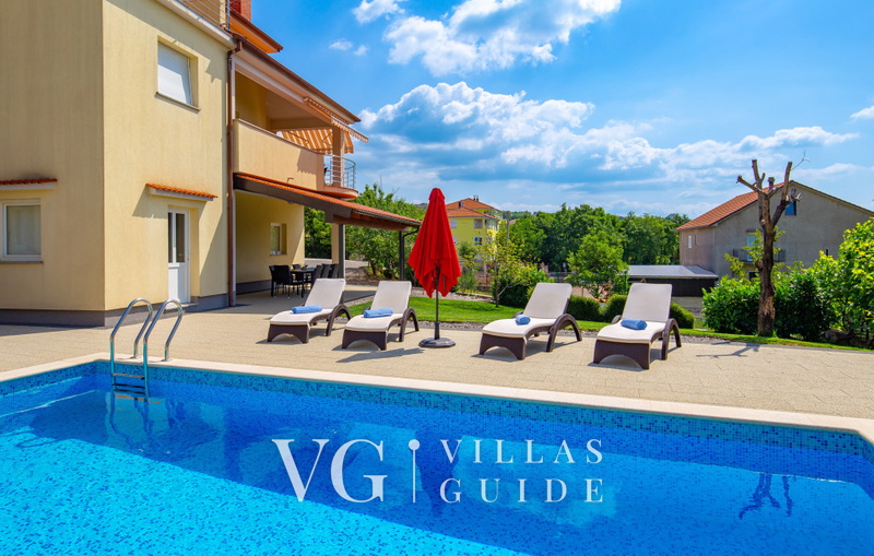 Villa Wally with outdoor pool Bazen