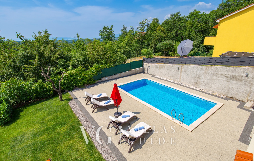 Villa Wally with outdoor pool Pool