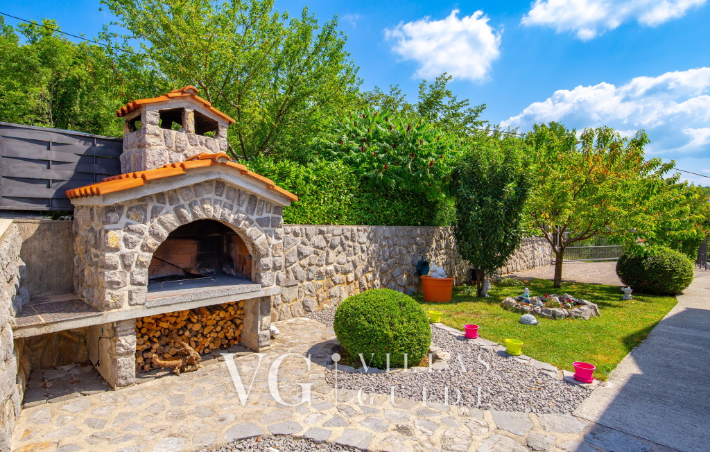 Villa Wally with outdoor pool Zusatzinhalte