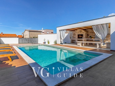 Villa Daria Garden and property exterior