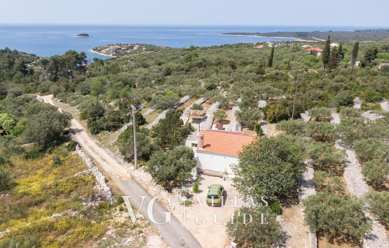 Holiday Home Roza Microlocation