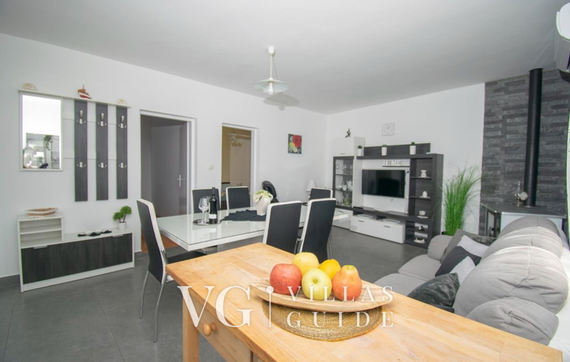 Holiday Home Roza Living room