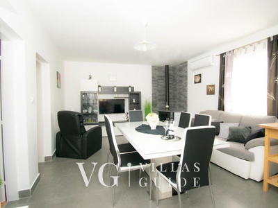 Holiday Home Roza Living room