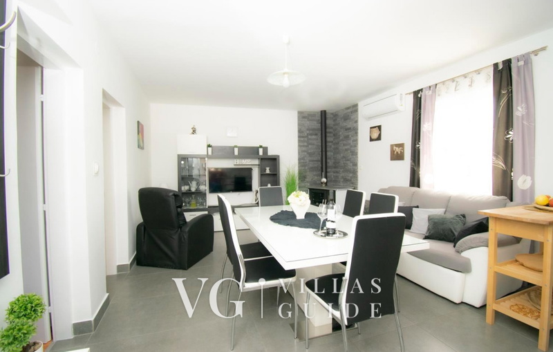 Holiday Home Roza Living room