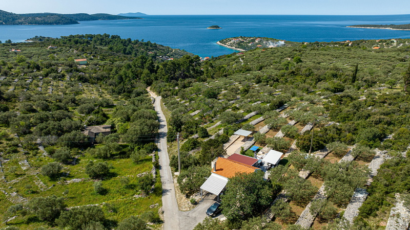 Holiday Home Roza with Whirlpool