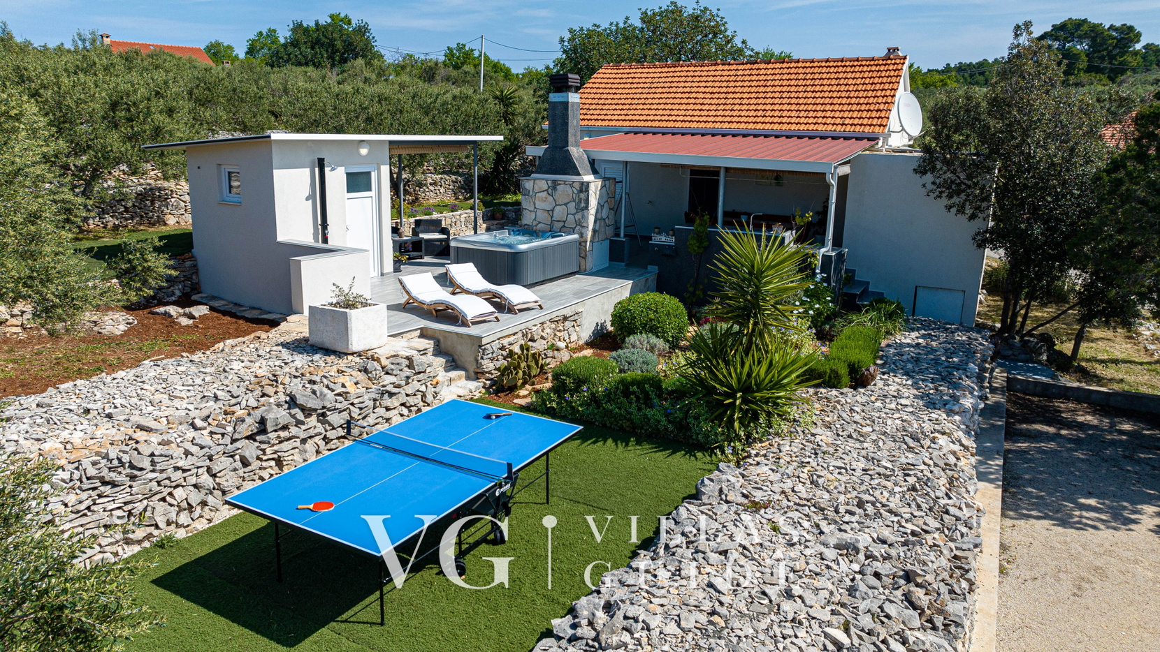 Holiday Home Roza with Whirlpool