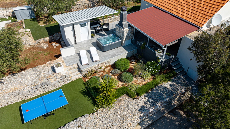 Holiday Home Roza with Whirlpool