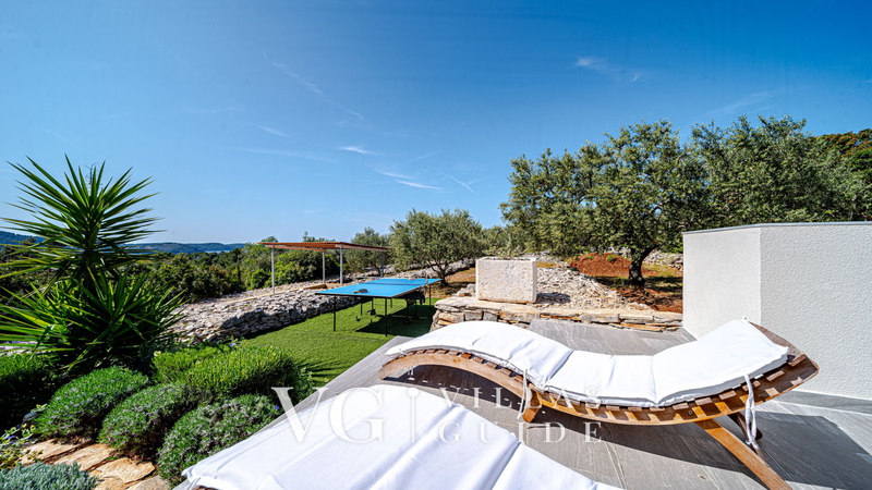 Holiday Home Roza with Whirlpool wellness