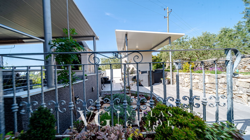 Holiday Home Roza with Whirlpool Additional content