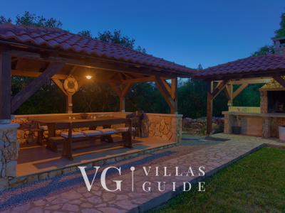 Villa Tara with a beautiful heated pool Altro