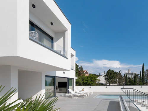 Luxury Holiday Villa with pool