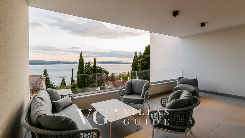 Luxury Holiday Villa with pool