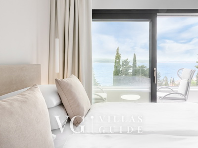 Luxury Holiday Villa with pool Schlafzimmer