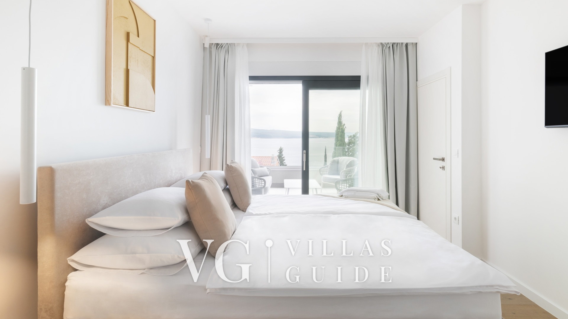 Luxury Holiday Villa with pool