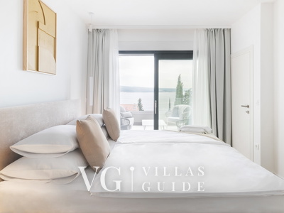 Luxury Holiday Villa with pool Bedroom