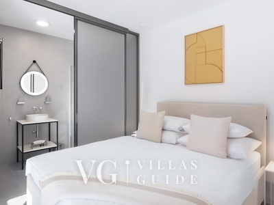 Luxury Holiday Villa with pool Bedroom