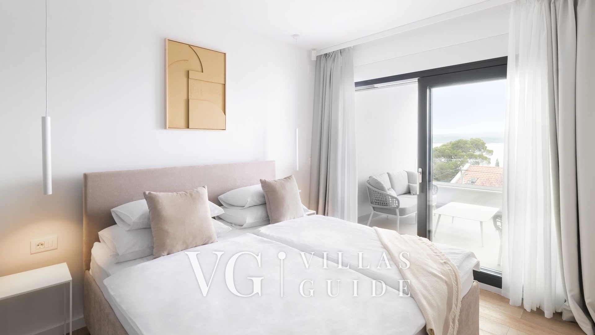 Luxury Holiday Villa with pool Schlafzimmer