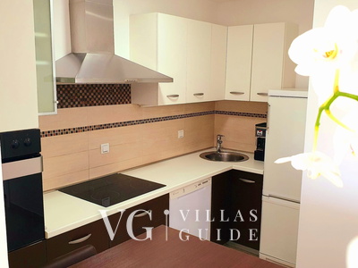 Villa Eduarda pool&whirpool&pet friendly Kitchen