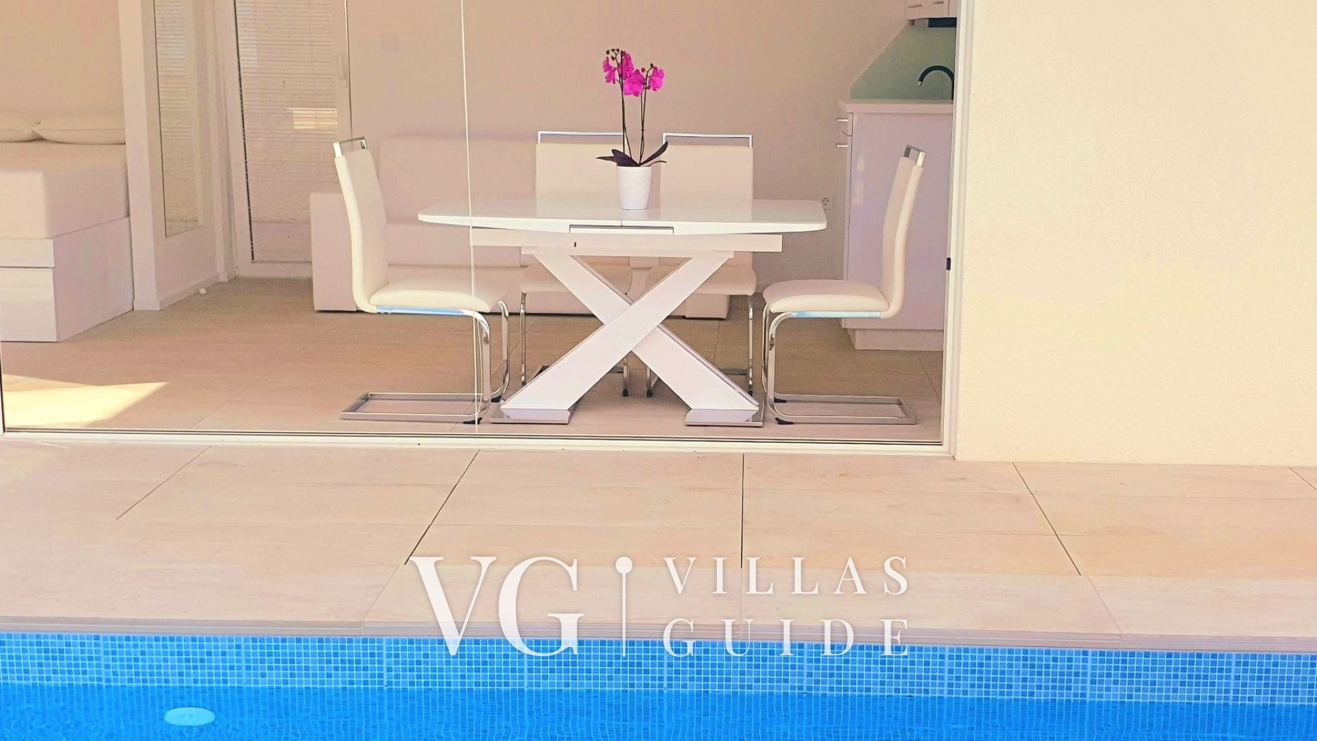 Villa Eduarda pool&whirpool&pet friendly Kitchen