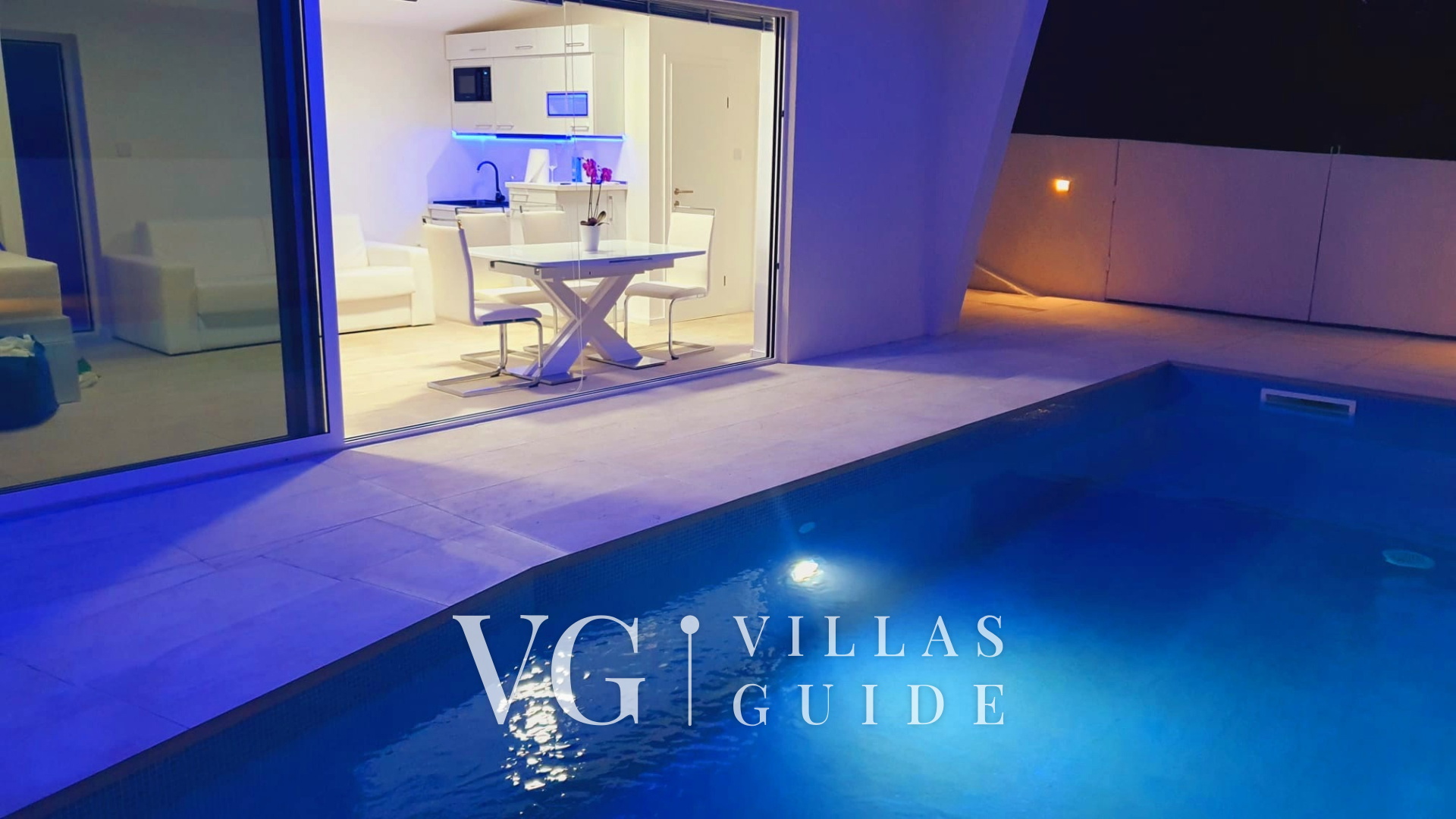 Villa Eduarda pool&whirpool&pet friendly Kuhinja