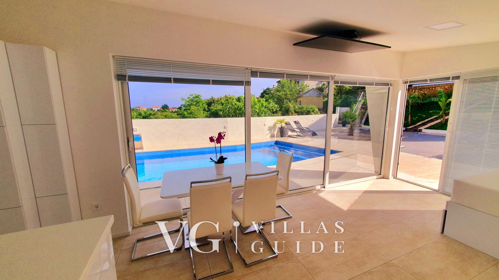 Villa Eduarda pool&whirpool&pet friendly Living room
