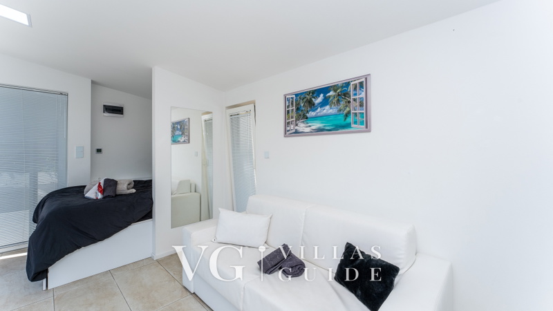 Villa Eduarda pool&whirpool&pet friendly Living room