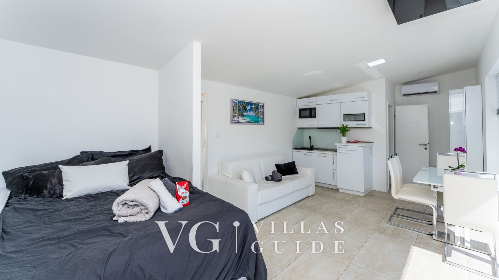 Villa Eduarda pool&whirpool&pet friendly Bedroom