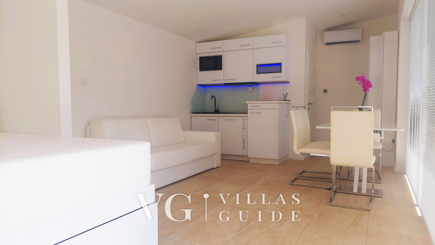 Villa Eduarda pool&whirpool&pet friendly Kitchen