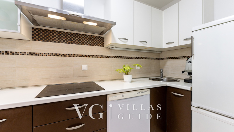 Villa Eduarda pool&whirpool&pet friendly Kitchen