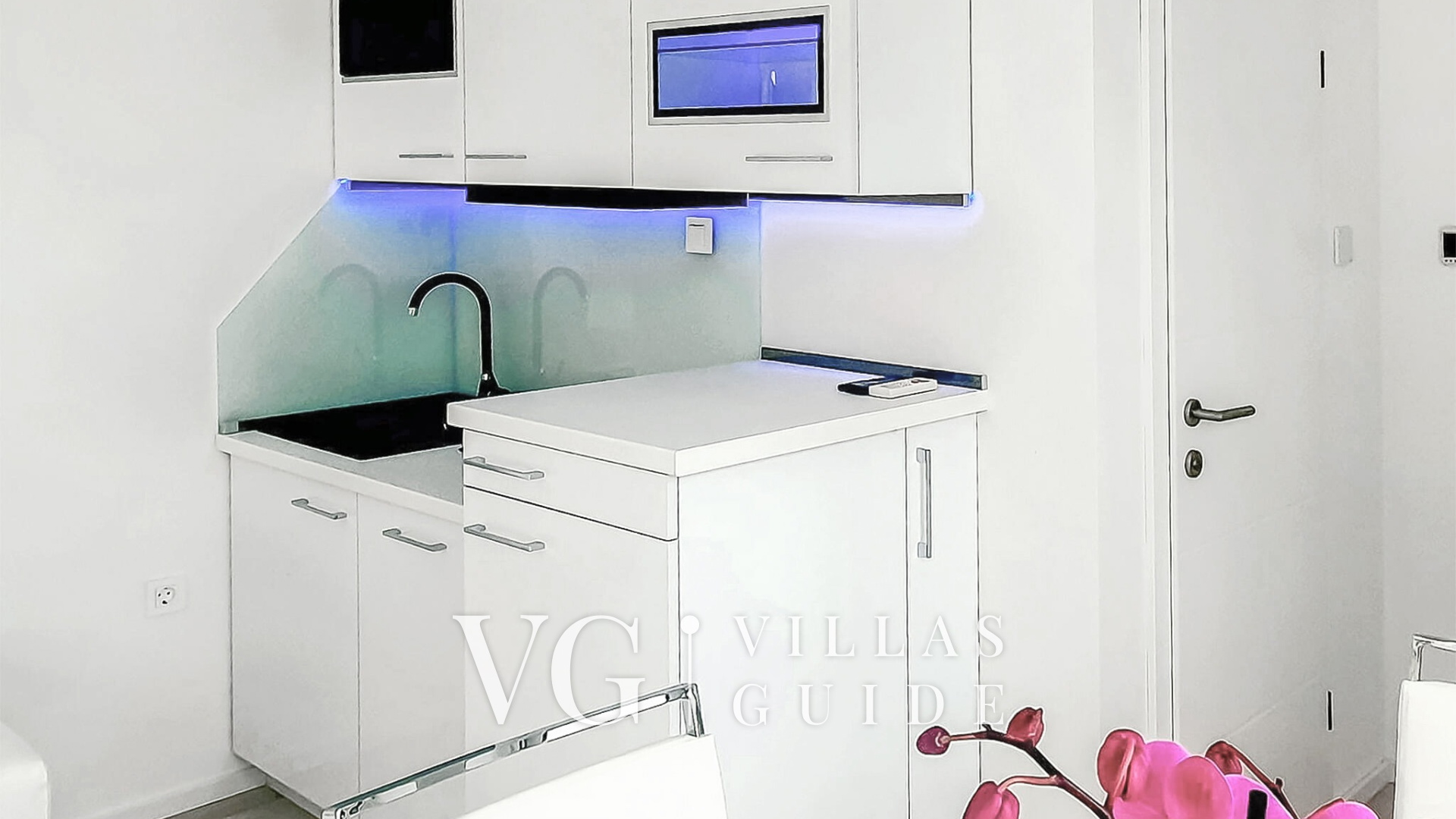 Villa Eduarda pool&whirpool&pet friendly Kuhinja