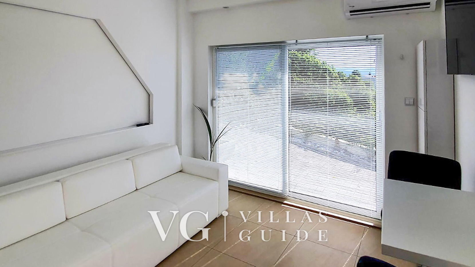 Villa Eduarda pool&whirpool&pet friendly Kitchen