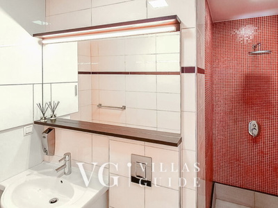 Villa Eduarda pool&whirpool&pet friendly Bathroom