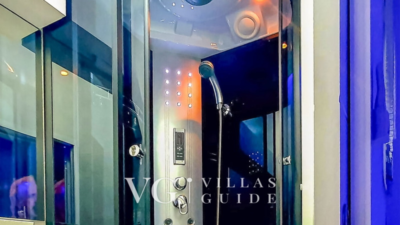 Villa Eduarda pool&whirpool&pet friendly Bathroom