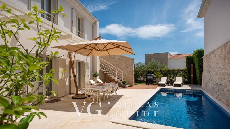 Villa Vita-Vabriga Piscina