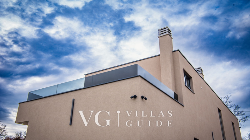 Villa Monte Vinea Garden and property exterior