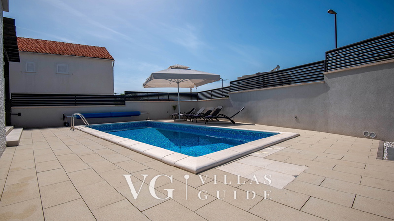 Villa Lumaka Sun Pool