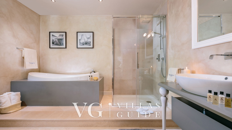 Villa Ginevra Badezimmer