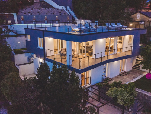 Luxury Villa Mihaela heated pool&beachfront&pet friendly