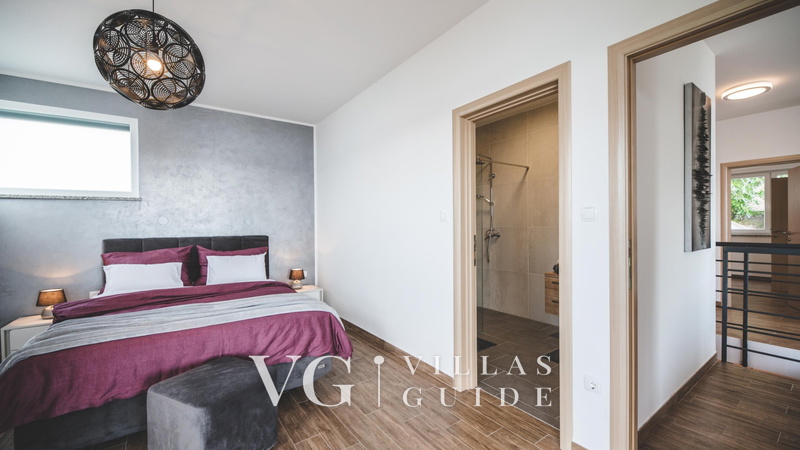 Luxury Villa Mihaela heated pool&beachfront&pet friendly Bedroom