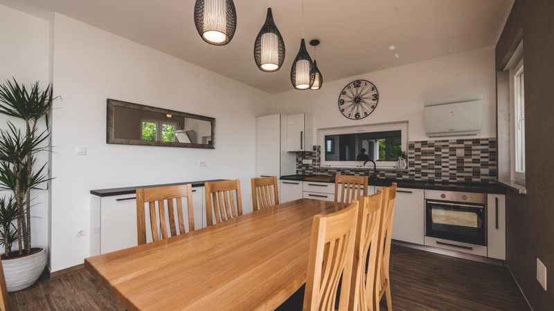 Luxury Villa Mihaela heated pool&beachfront&pet friendly