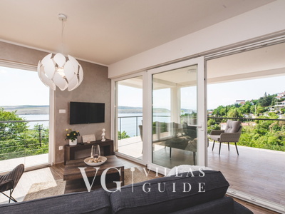 Luxury Villa Mihaela heated pool&beachfront&pet friendly Wohnzimmer