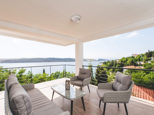 Luxury Villa Mihaela heated pool&beachfront&pet friendly