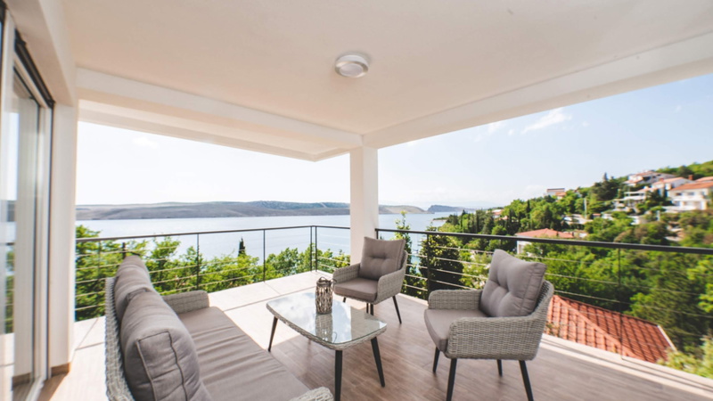 Luxury Villa Mihaela heated pool&beachfront&pet friendly