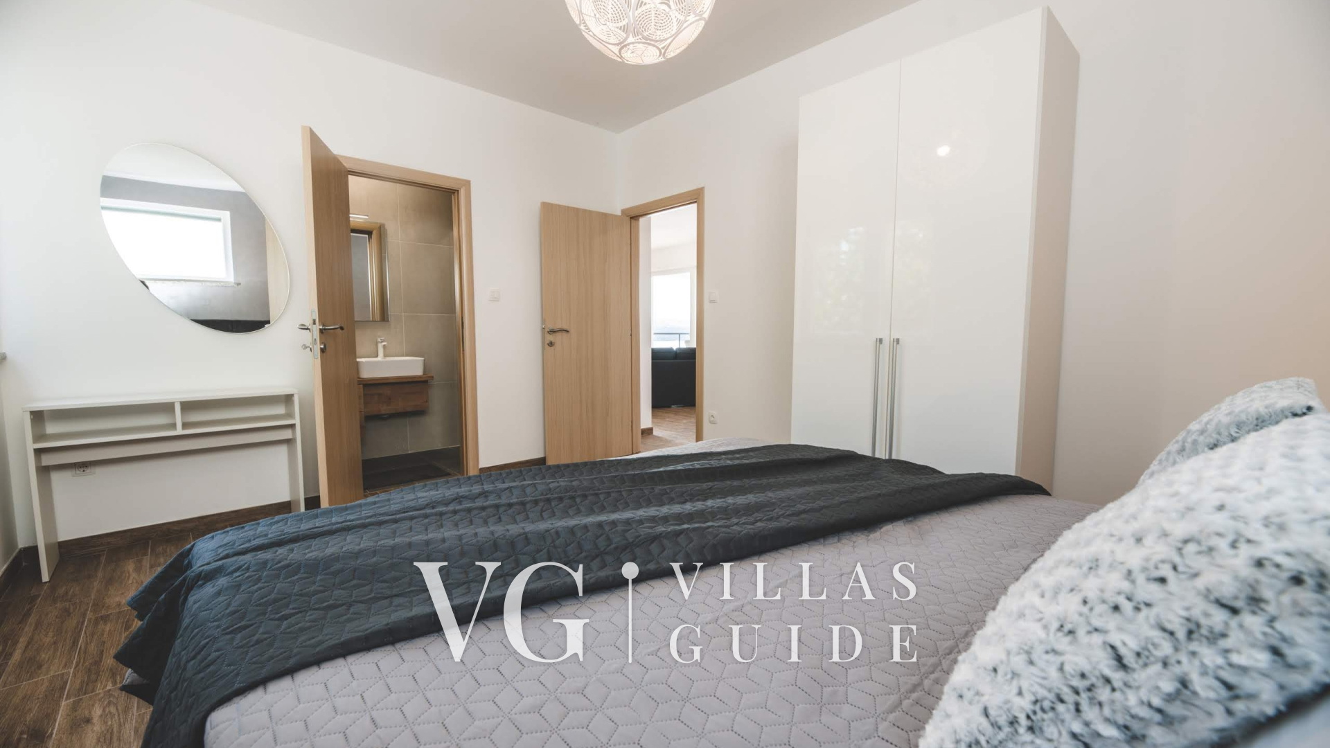 Luxury Villa Mihaela heated pool&beachfront&pet friendly Schlafzimmer