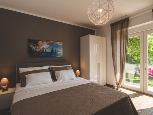 Luxury Villa Mihaela heated pool&beachfront&pet friendly